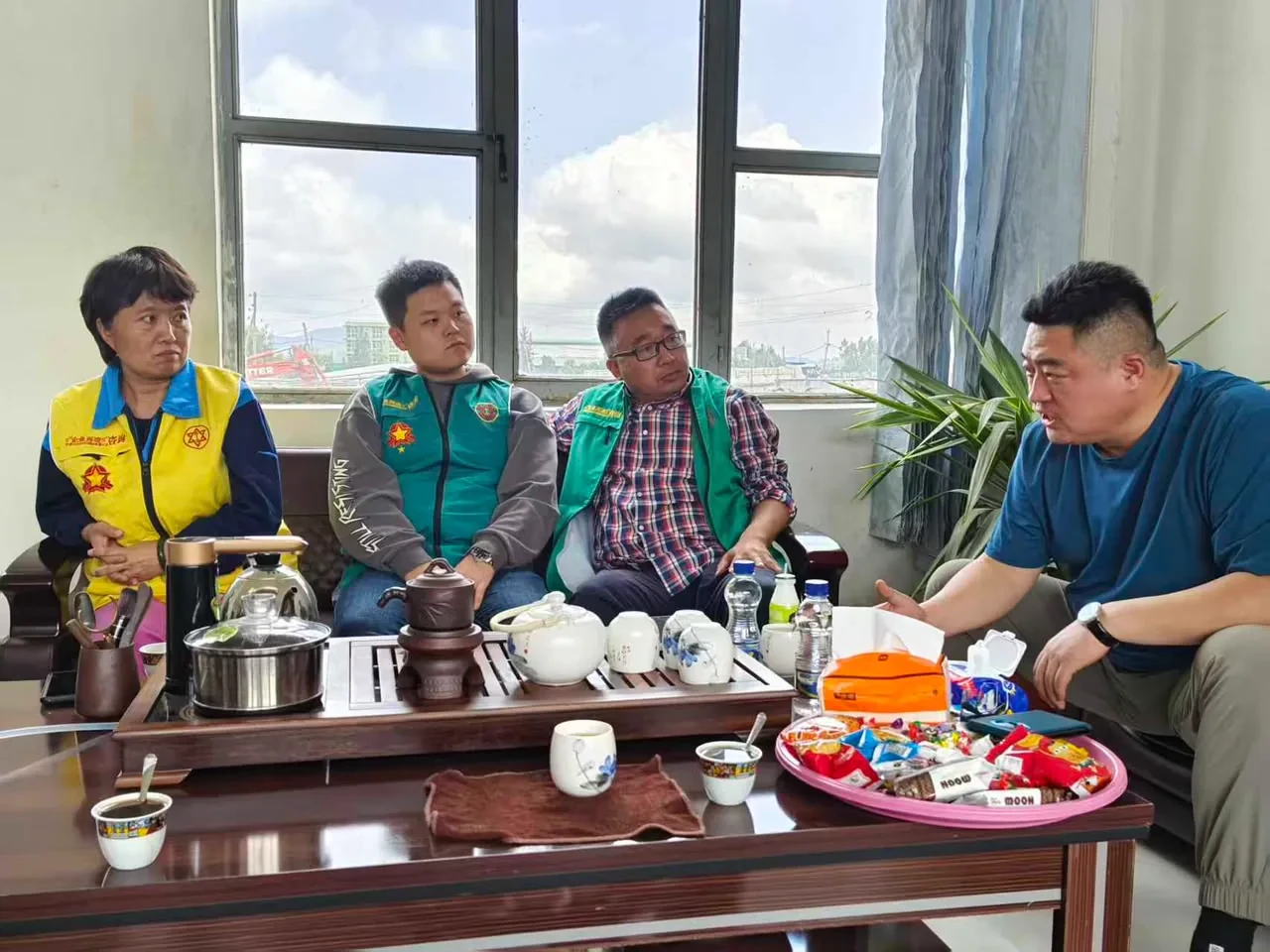 Eastern Dragon management team in discussion with visiting representatives at the Addis Ababa factory.